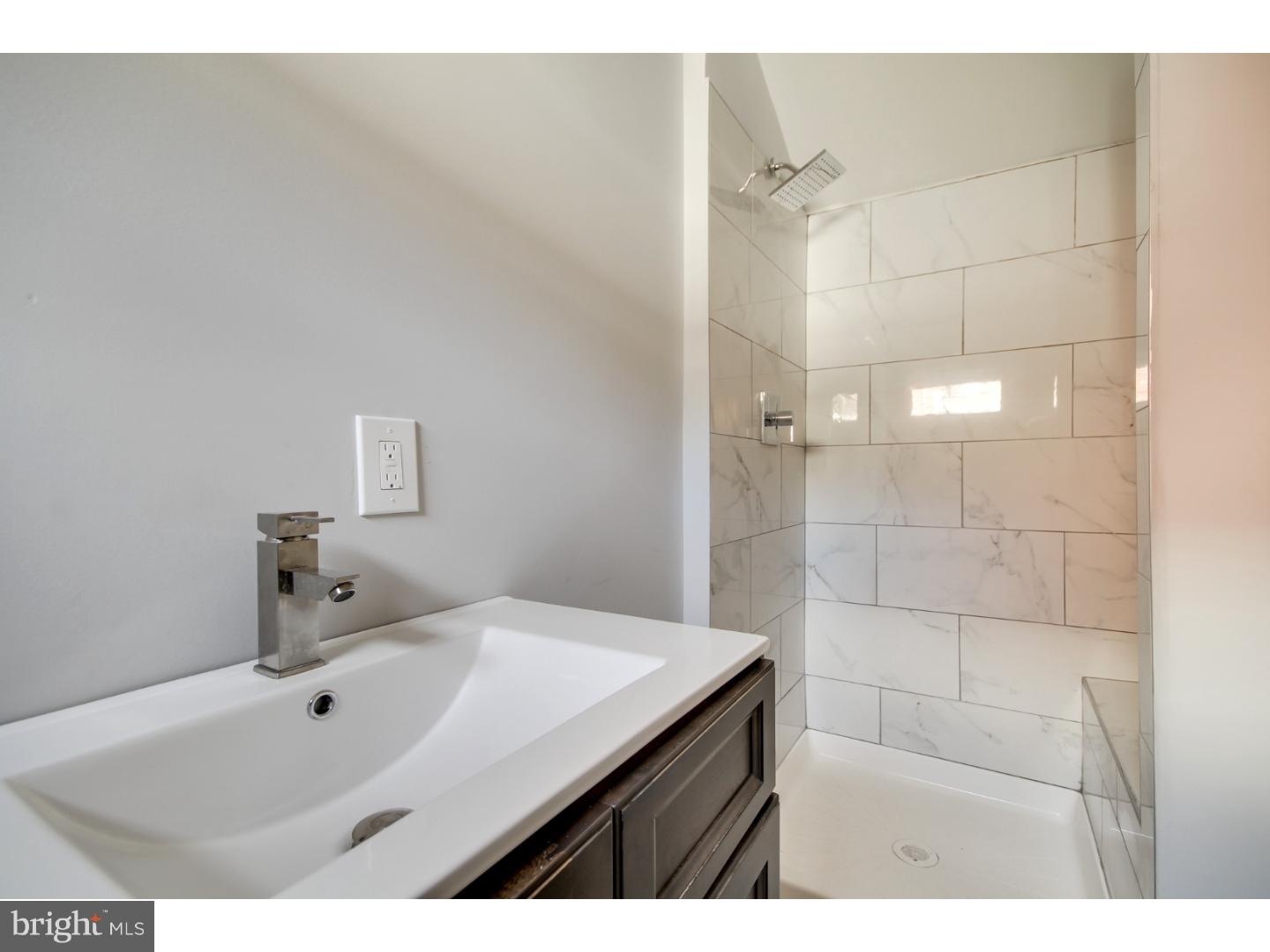 307 Willow Road Oreland, PA 19075 - Photo 14 of 25 Bathroom