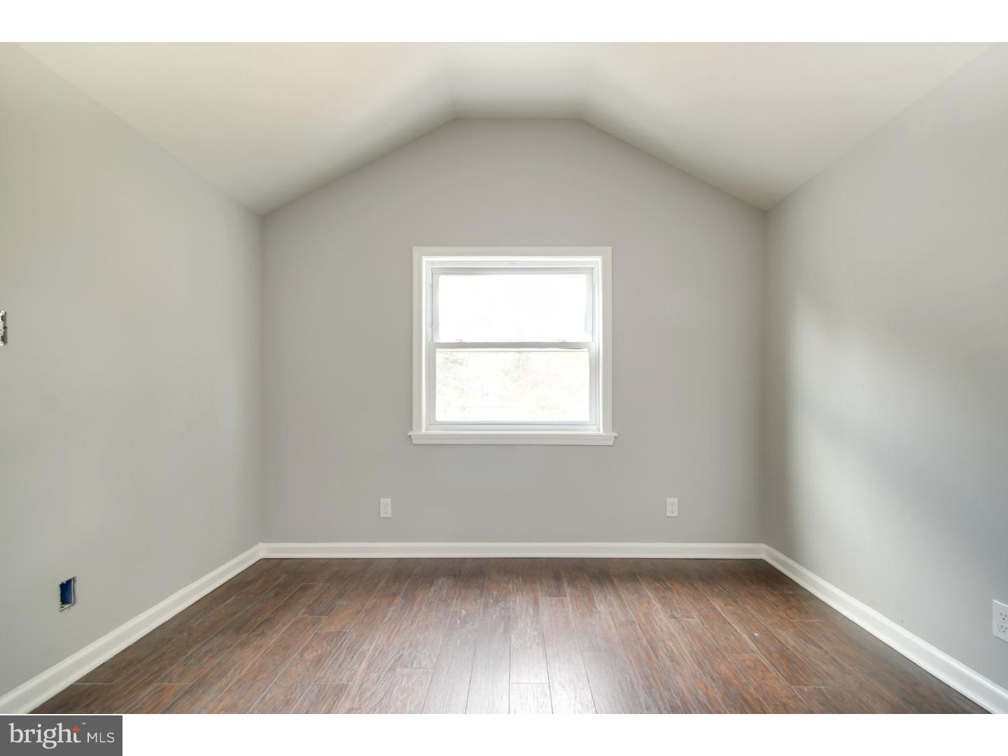307 Willow Road Oreland, PA 19075 - Photo 20 of 25 Bedroom