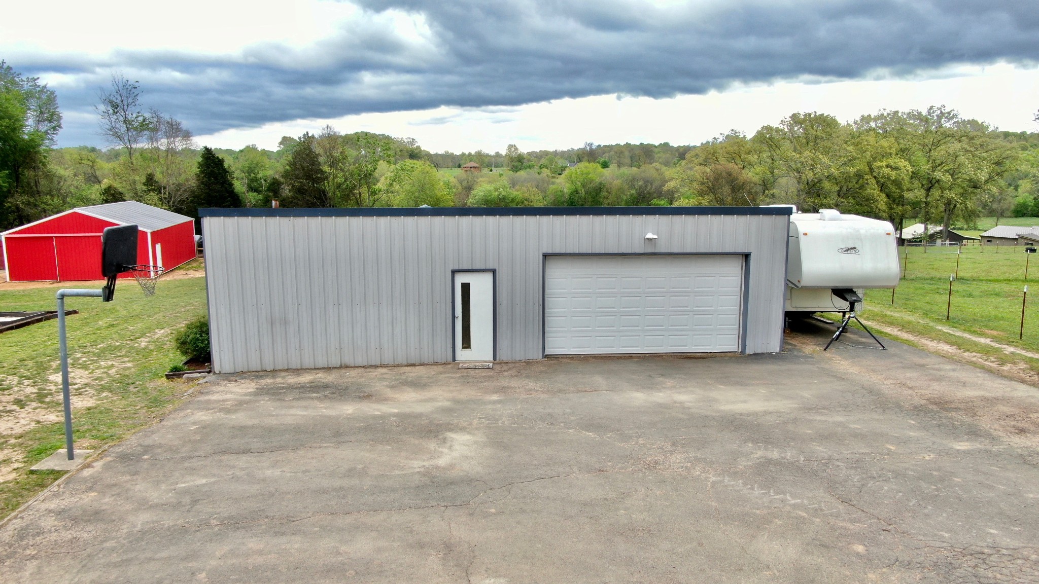326 Ranch Road Portland, TN 37148 - Photo 15 of 30 a view of a terrace