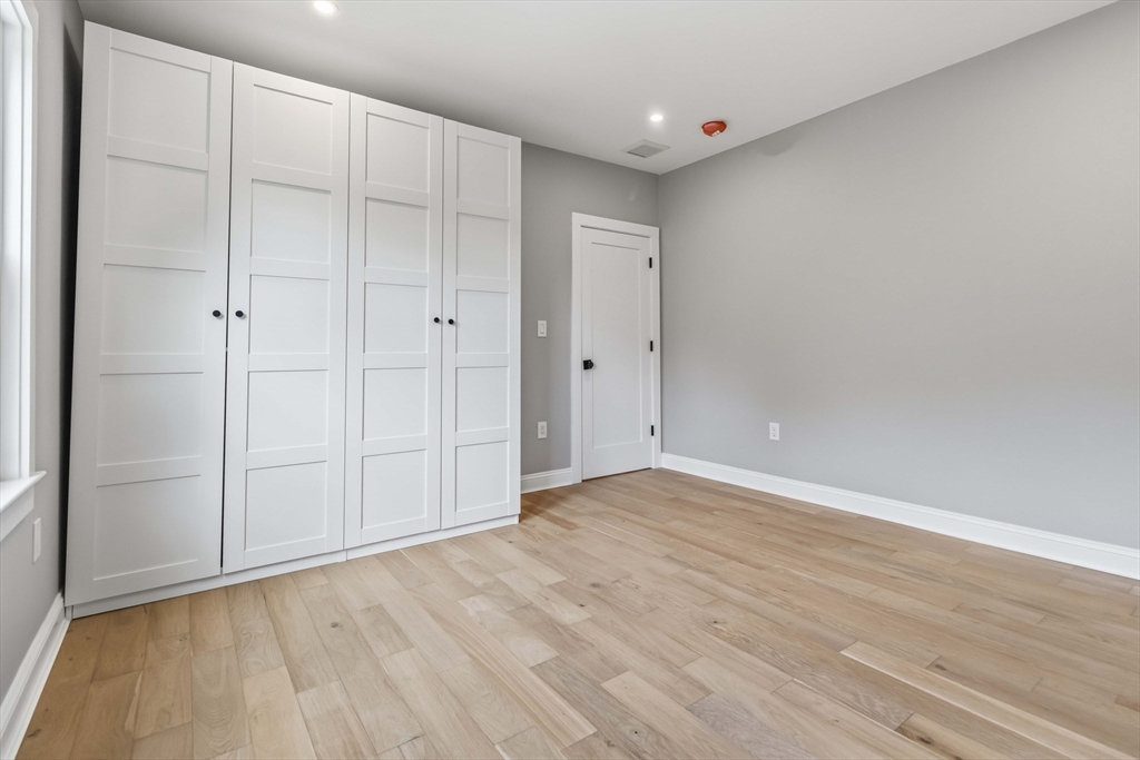 16 Hillside Street, Unit 1 Maynard, MA 01754 - Photo 21 of 30