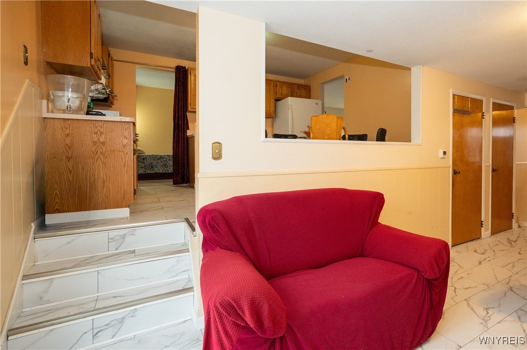 75 Fairoaks Lane Cheektowaga, NY 14227 - Photo 18 of 46