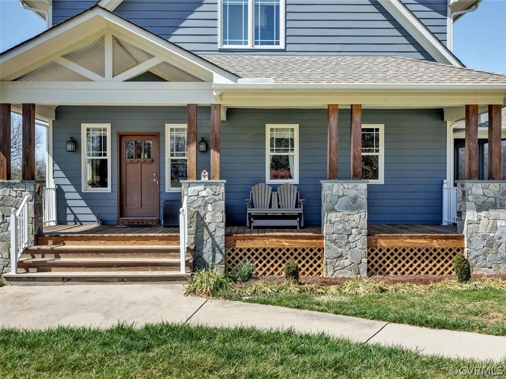 17169 Beaver Dam Road Beaverdam, VA 23015 - Photo 4 of 50 Close up of this fantastic covered porch! A great
