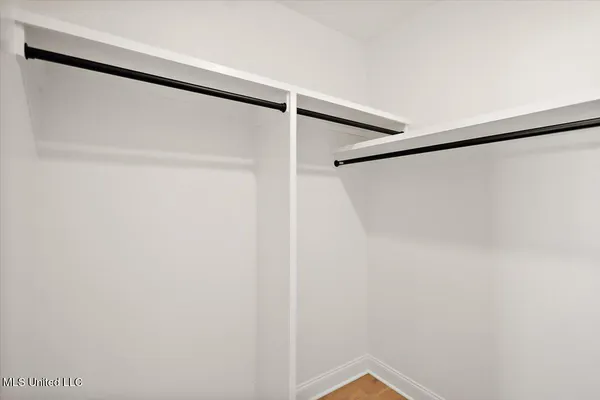 $326,900 | 433 Sunflower Street, Nesbit, MS 38651