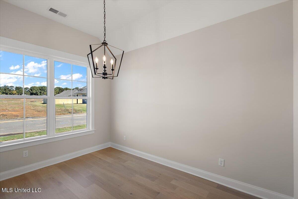 433 Sunflower Street Nesbit, MS 38651 - Photo 8 of 33 Lexington