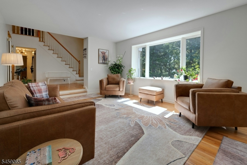 47 Long Ridge Road Morris Plains, NJ 07950 - Photo 6 of 29 Gallery Image 6