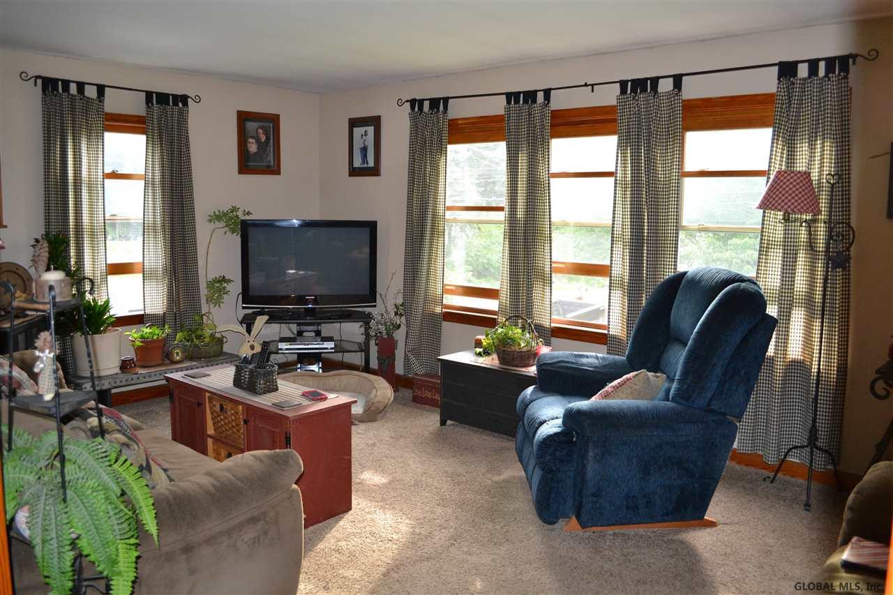 15 Starr Road Troy, NY 12182 - Photo 2 of 25 Photo 2