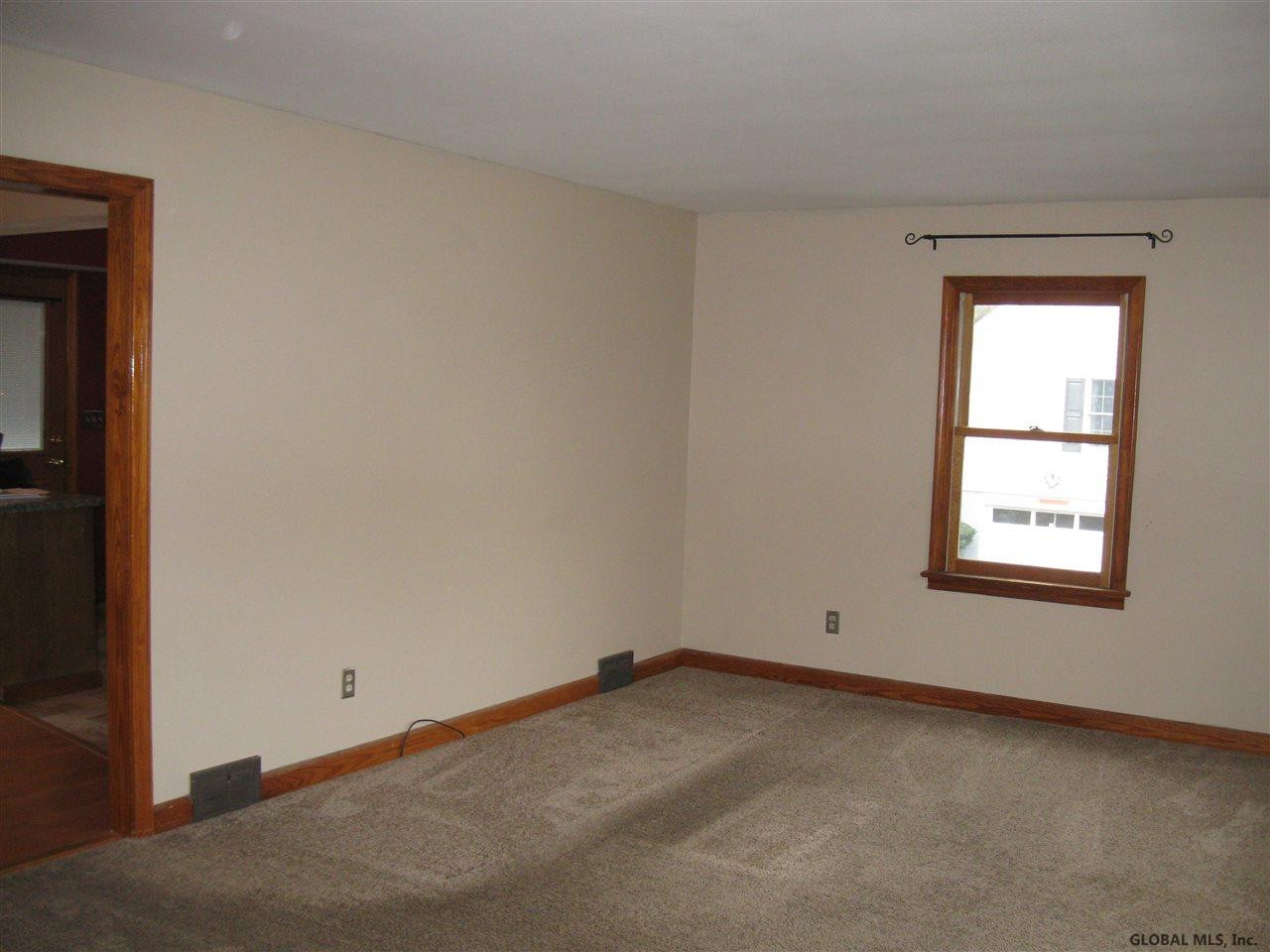 15 Starr Road Troy, NY 12182 - Photo 4 of 25 Photo 4