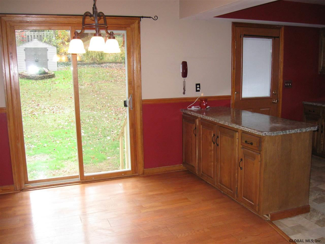 15 Starr Road Troy, NY 12182 - Photo 6 of 25 Photo 6