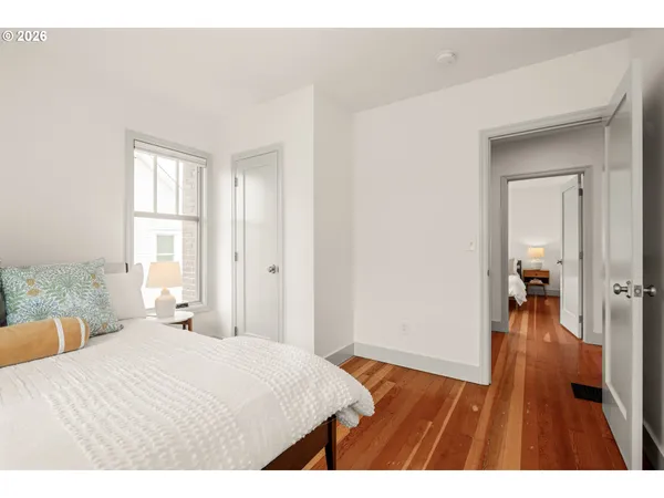 $1,225,000 | 2606 Southeast 16th Avenue, Portland, OR 97202