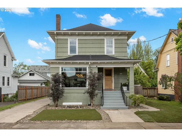 $1,225,000 | 2606 Southeast 16th Avenue, Portland, OR 97202