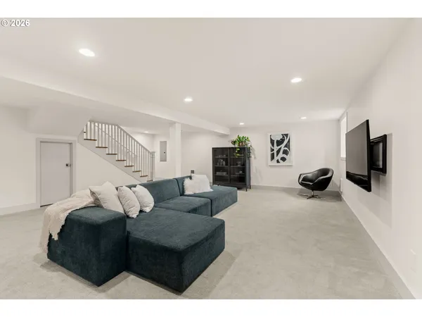 $1,225,000 | 2606 Southeast 16th Avenue, Portland, OR 97202