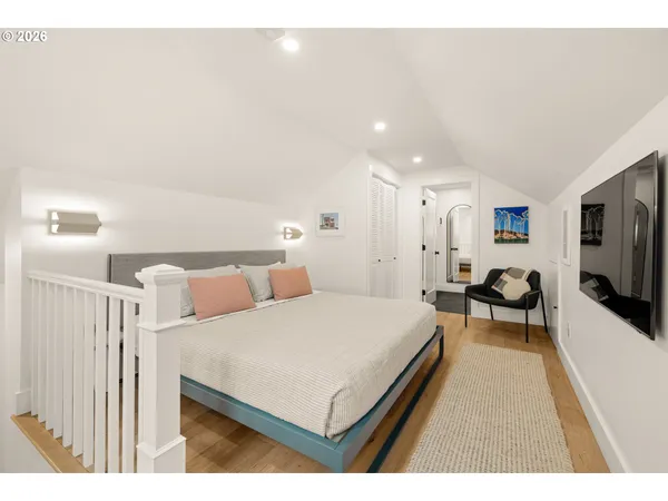 $1,225,000 | 2606 Southeast 16th Avenue, Portland, OR 97202