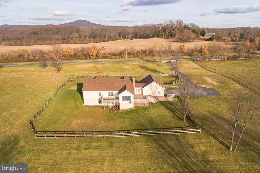 6773 Dickerson Road Dickerson, MD 20842 - Photo 22 of 28 View