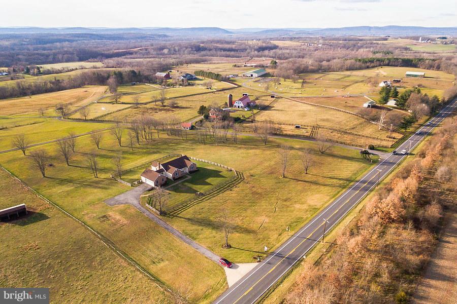 6773 Dickerson Road Dickerson, MD 20842 - Photo 25 of 28 View