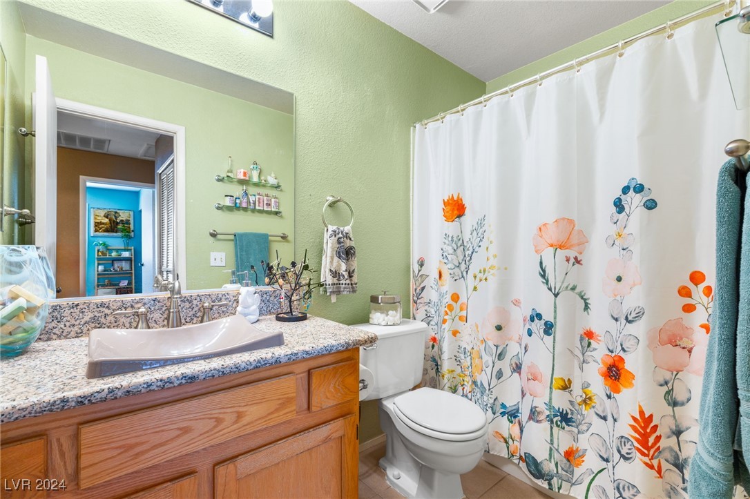 2316 Loggerhead Road Las Vegas, NV 89117 - Photo 29 of 35 Secondary Bathroom
