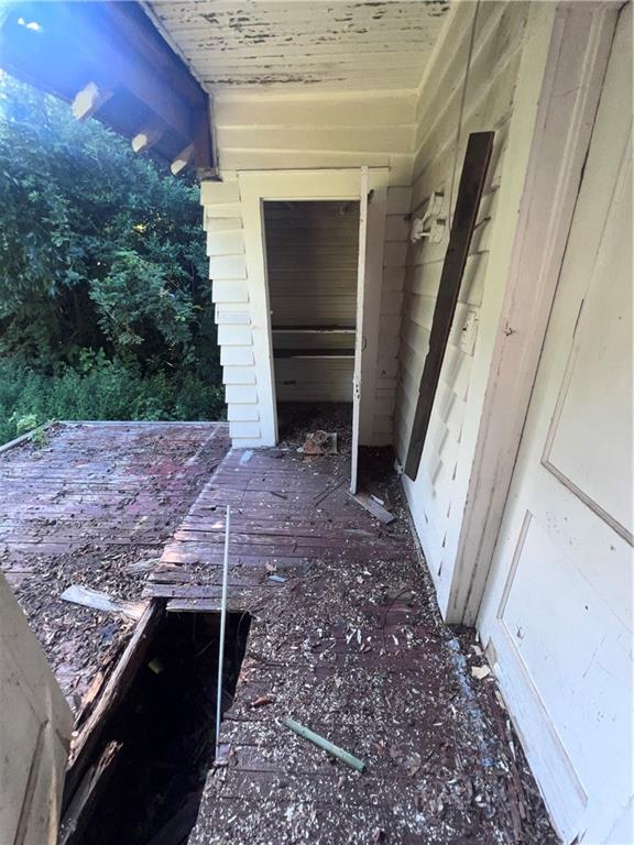 554 Nelson Street Macon, GA 31206 - Photo 15 of 37 a view of entryway