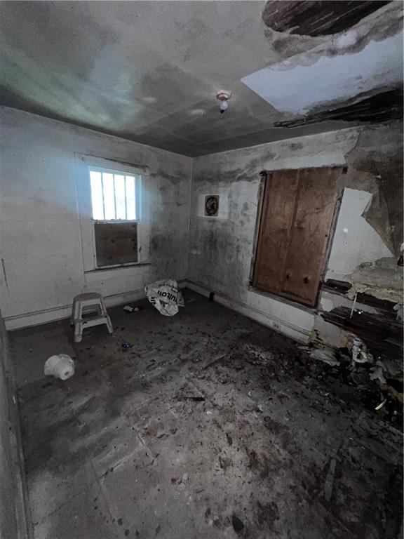 554 Nelson Street Macon, GA 31206 - Photo 29 of 37 a view of a room with furniture