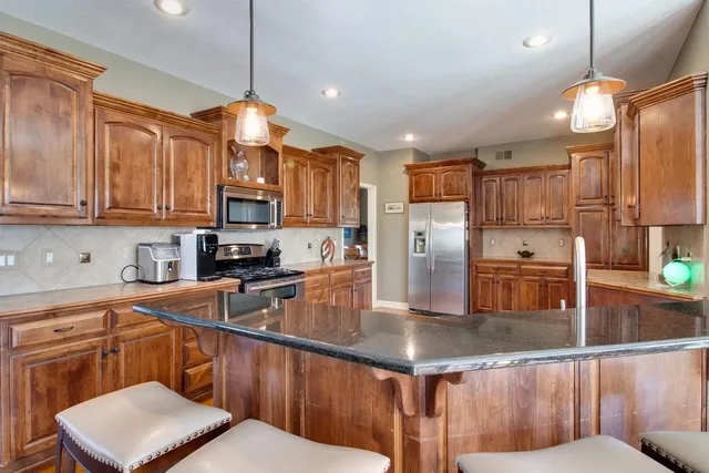 $539,500 | 4600 Southwest Admiral Byrd Drive, Lee's Summit, MO 64082