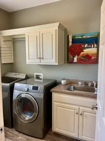 $539,500 | 4600 Southwest Admiral Byrd Drive, Lee's Summit, MO 64082