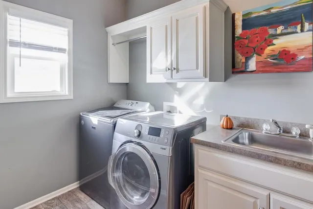 $539,500 | 4600 Southwest Admiral Byrd Drive, Lee's Summit, MO 64082