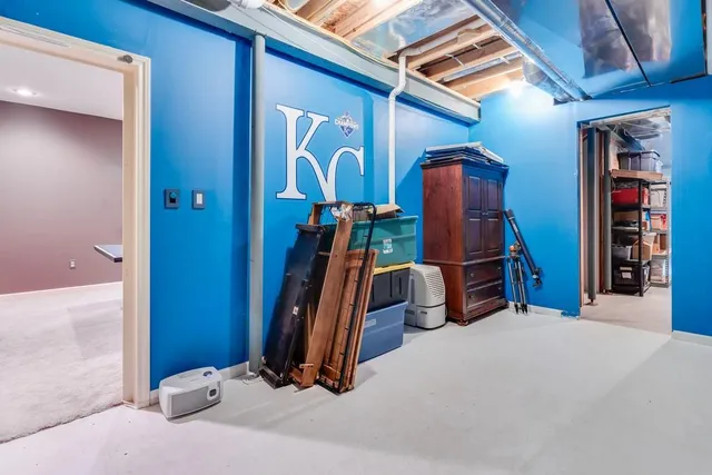 $539,500 | 4600 Southwest Admiral Byrd Drive, Lee's Summit, MO 64082