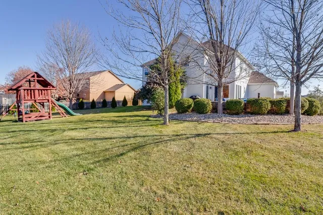 $539,500 | 4600 Southwest Admiral Byrd Drive, Lee's Summit, MO 64082