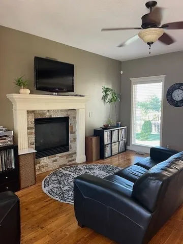 $539,500 | 4600 Southwest Admiral Byrd Drive, Lee's Summit, MO 64082