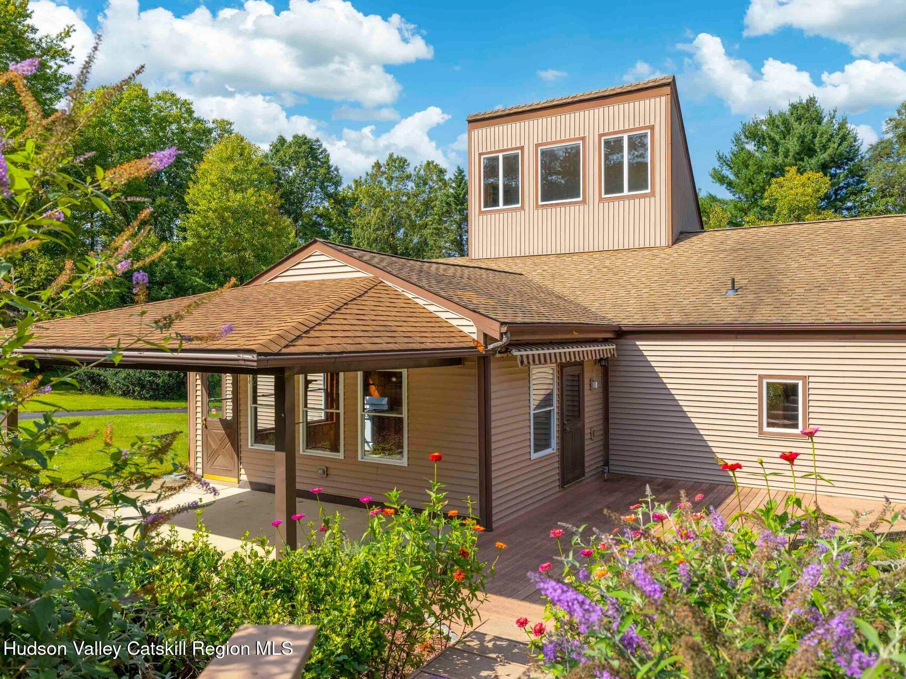 33 Reservoir Road Marlboro, NY 12542 - Photo 2 of 52 photo_online_002