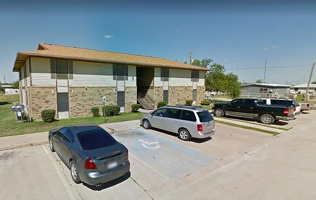 $512 | 102 Eastfield Drive, Eldorado, TX 76936