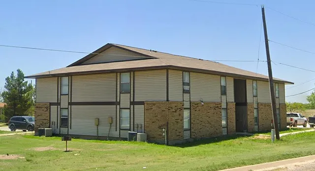 $512 | 102 Eastfield Drive, Eldorado, TX 76936