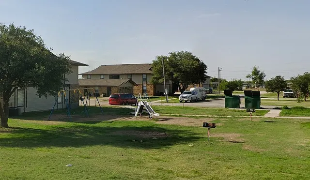 $512 | 102 Eastfield Drive, Eldorado, TX 76936