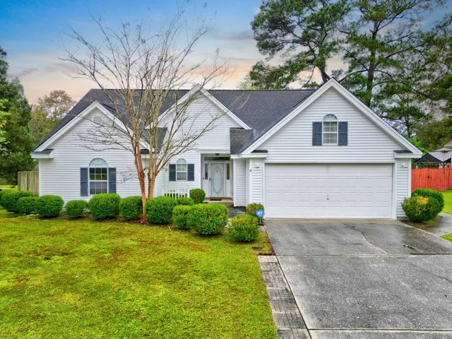 $335,000 | 104 Cairnwell Pass, Goose Creek, SC 29445
