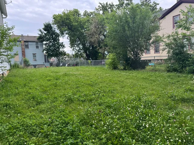 $1 | 234 North 36th Street, Milwaukee, WI 53208