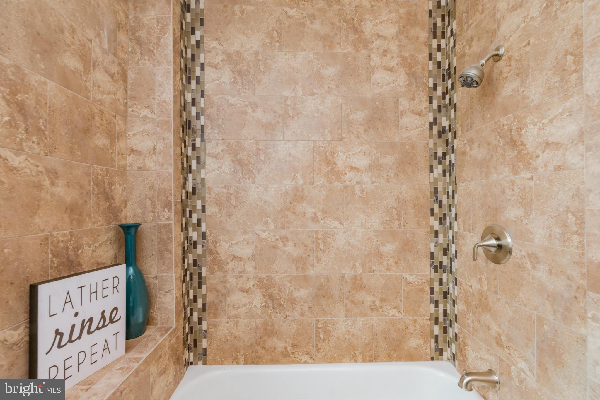 1229 Silverthorne Road Baltimore, MD 21239 - Photo 16 of 30 Bath (Master)