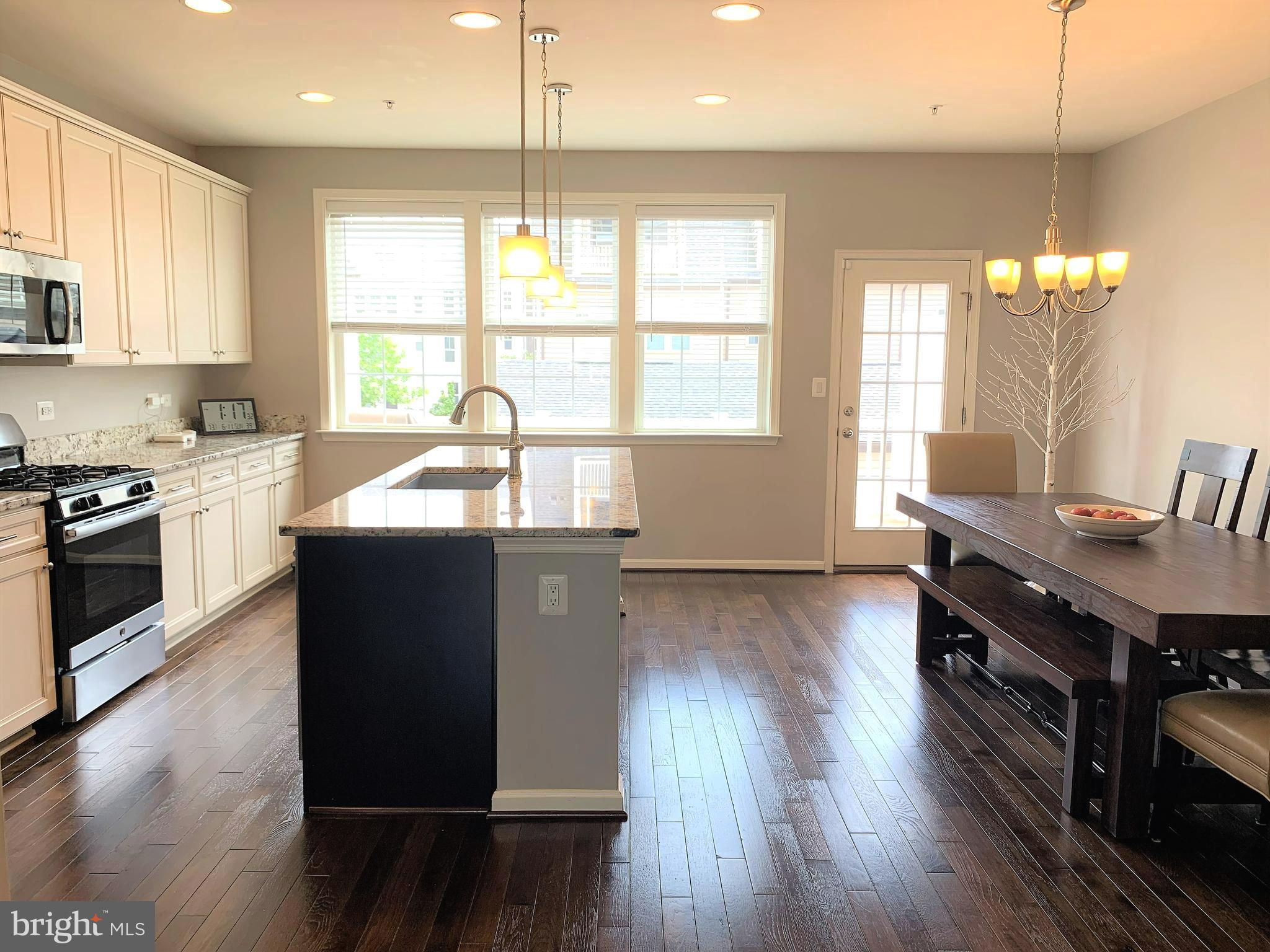 646 Blandwood Road Frederick, MD 21701 - Photo 18 of 31 Huge Eat In Kitchen