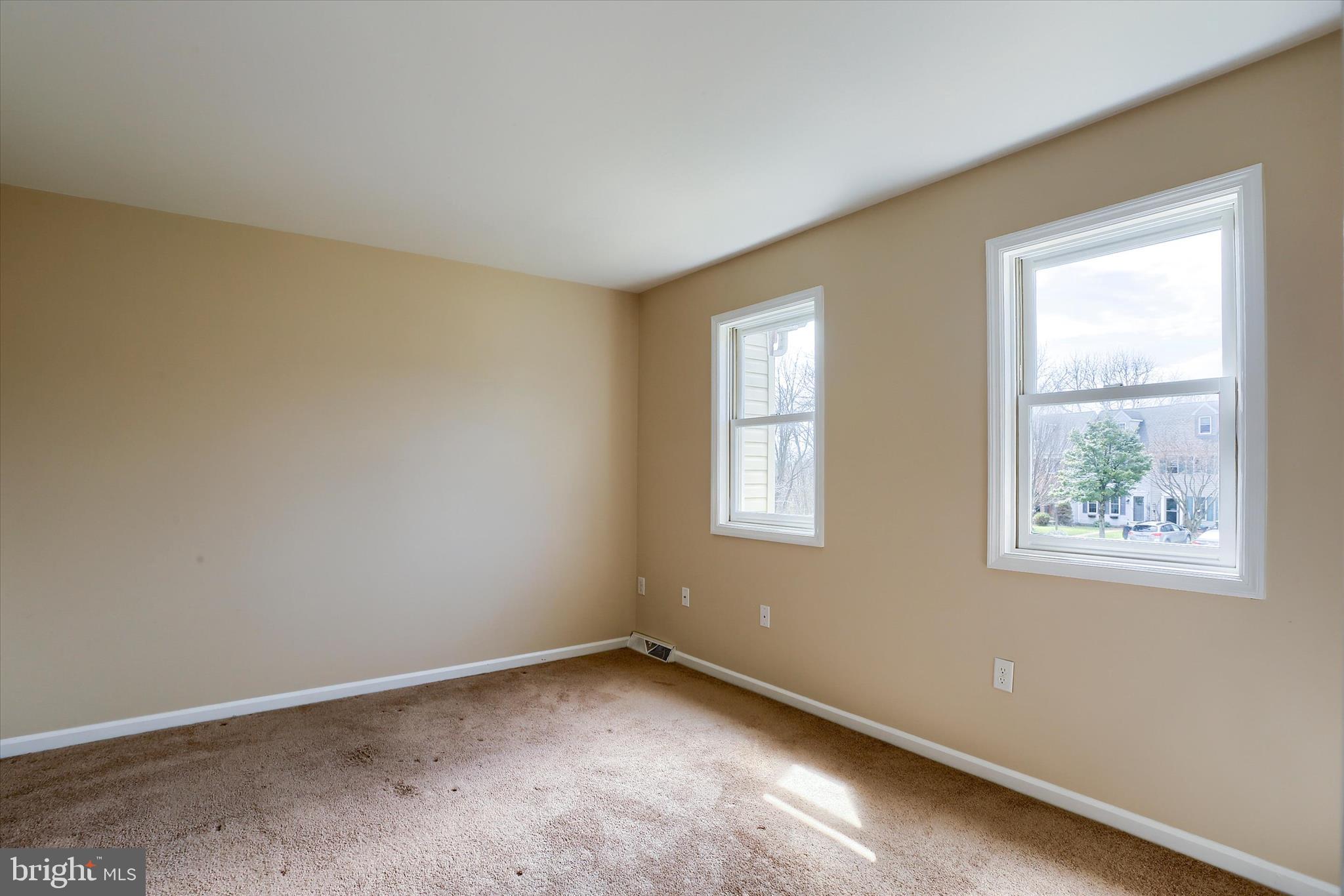 339 Cardinal Road Lititz, PA 17543 - Photo 15 of 33 Master Bedroom