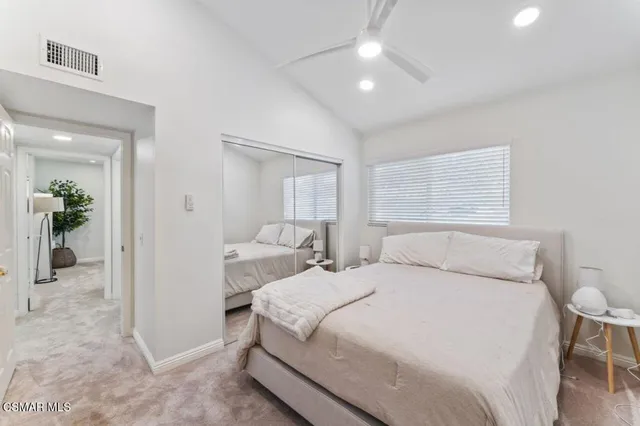 $899,999 | 559 Racquet Club Lane, Thousand Oaks, CA 91360