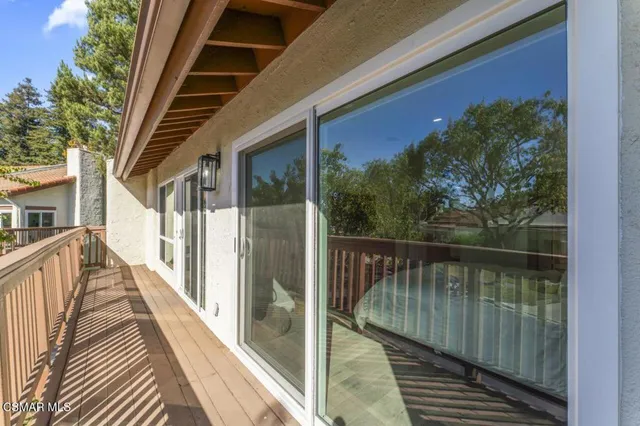 $899,999 | 559 Racquet Club Lane, Thousand Oaks, CA 91360