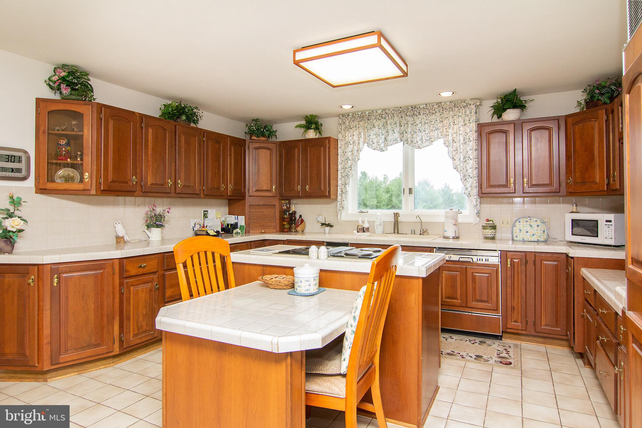 187 Bell Road Westminster, MD 21158 - Photo 15 of 30 Gallery Image 15