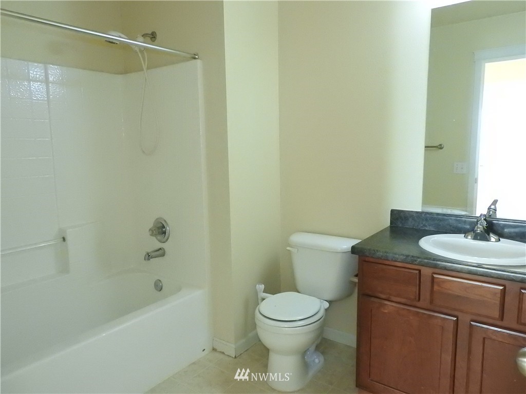 15327 145th Avenue Southeast Renton, WA 98058 - Photo 13 of 19 Gallery Image 13