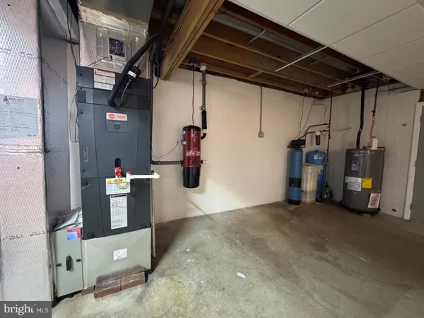 $425,000 | 28 Lobachsville Road, Fleetwood, PA 19522