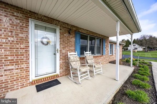 $425,000 | 28 Lobachsville Road, Fleetwood, PA 19522