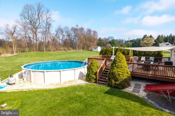 $425,000 | 28 Lobachsville Road, Fleetwood, PA 19522