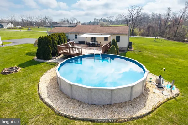 $425,000 | 28 Lobachsville Road, Fleetwood, PA 19522