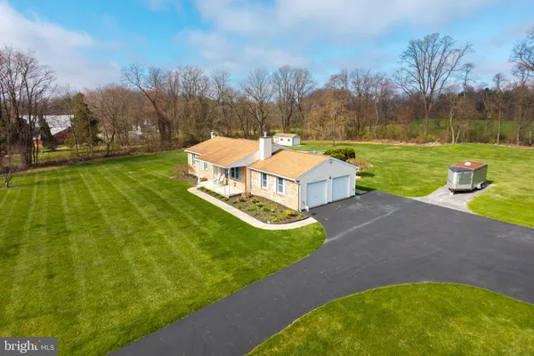 $425,000 | 28 Lobachsville Road, Fleetwood, PA 19522