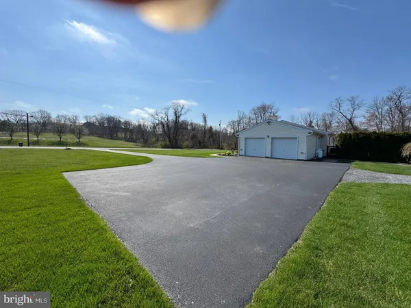 $425,000 | 28 Lobachsville Road, Fleetwood, PA 19522