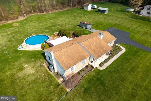 $425,000 | 28 Lobachsville Road, Fleetwood, PA 19522