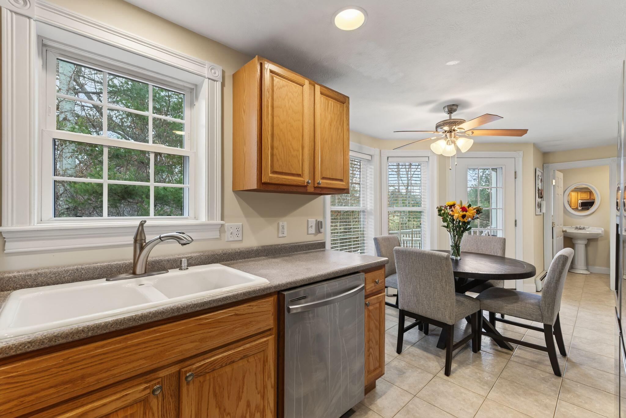 61 Ocean Park Road, Unit 11 Saco, ME 04072 - Photo 15 of 50 14_DSC03743