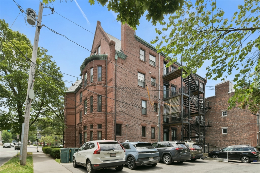 1774 Beacon Street, Unit 6 Brookline, MA 02445 - Photo 20 of 20