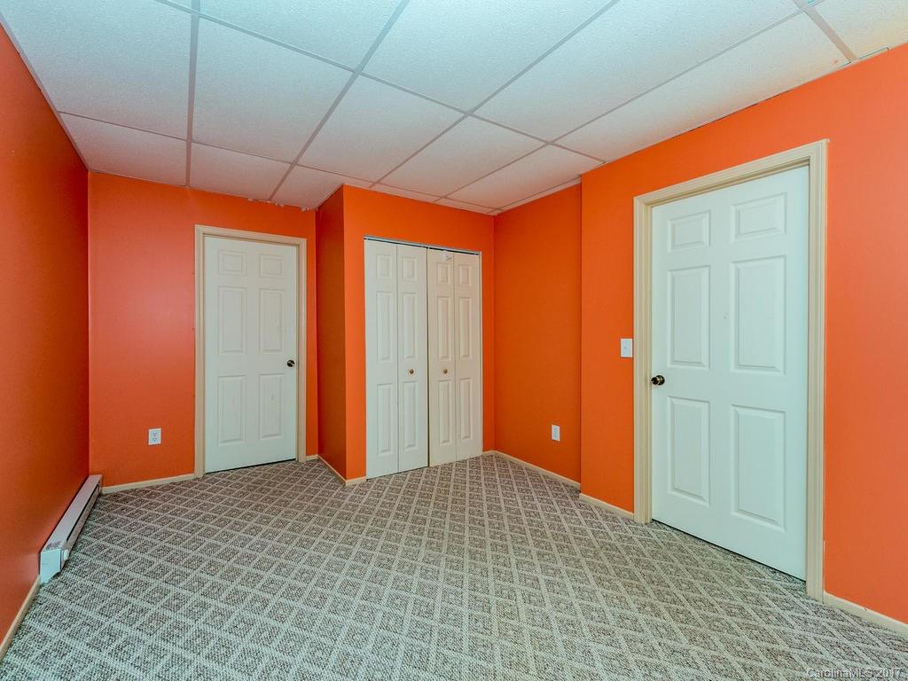 128 Country Ridge Road, Unit 4 Hendersonville, NC 28739 - Photo 22 of 24